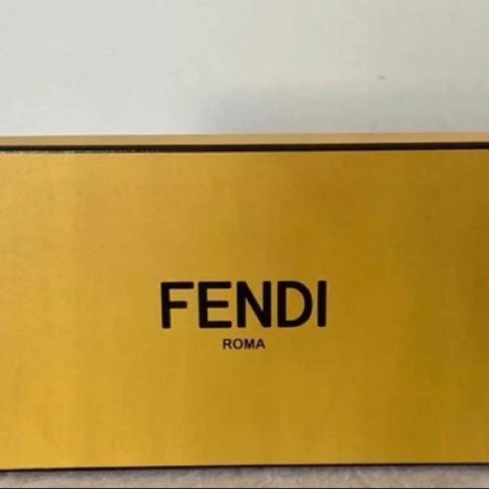 FENDI BOX 💛